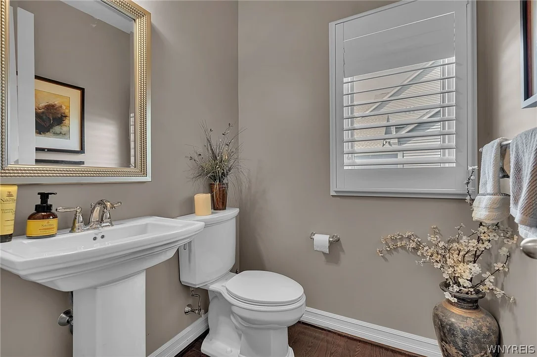 Photo of 5345 Glenview Drive