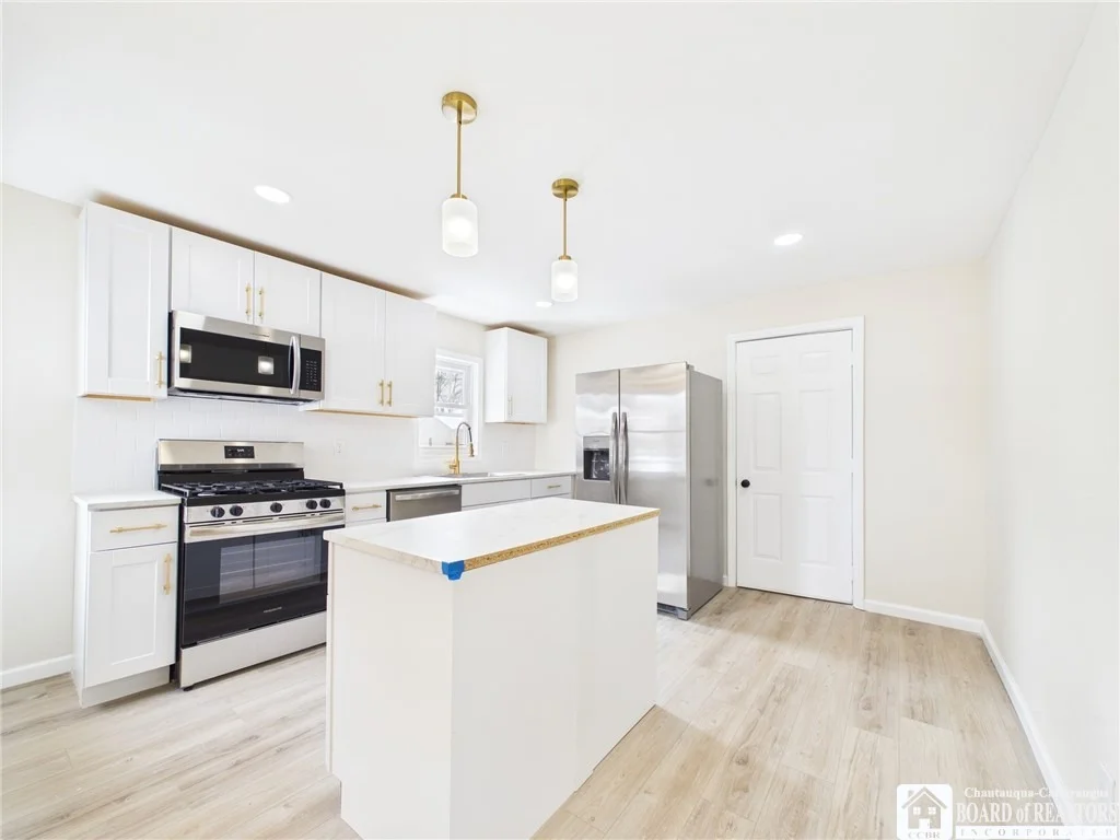 Photo of 413 4th Avenue