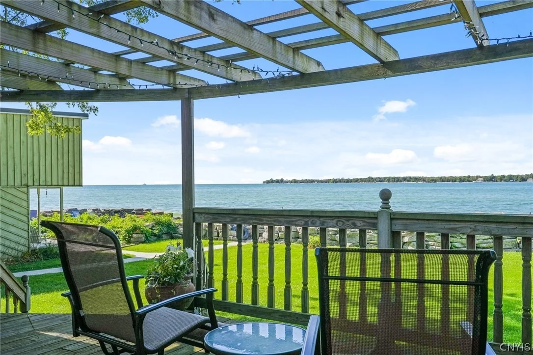 Photo of 11327 Rays Bay Rd