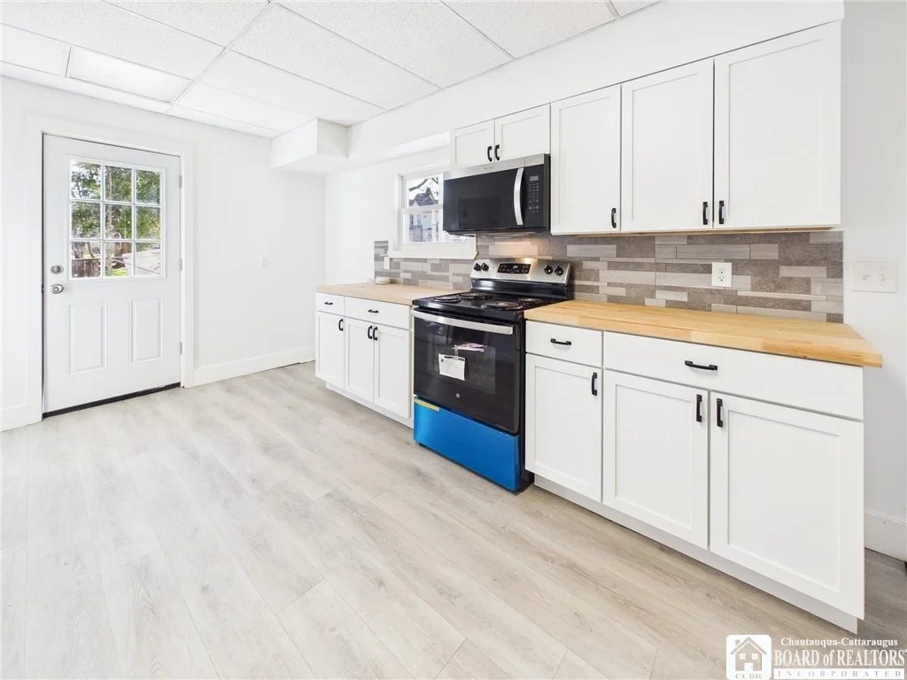 Photo of 330 Laurel Avenue