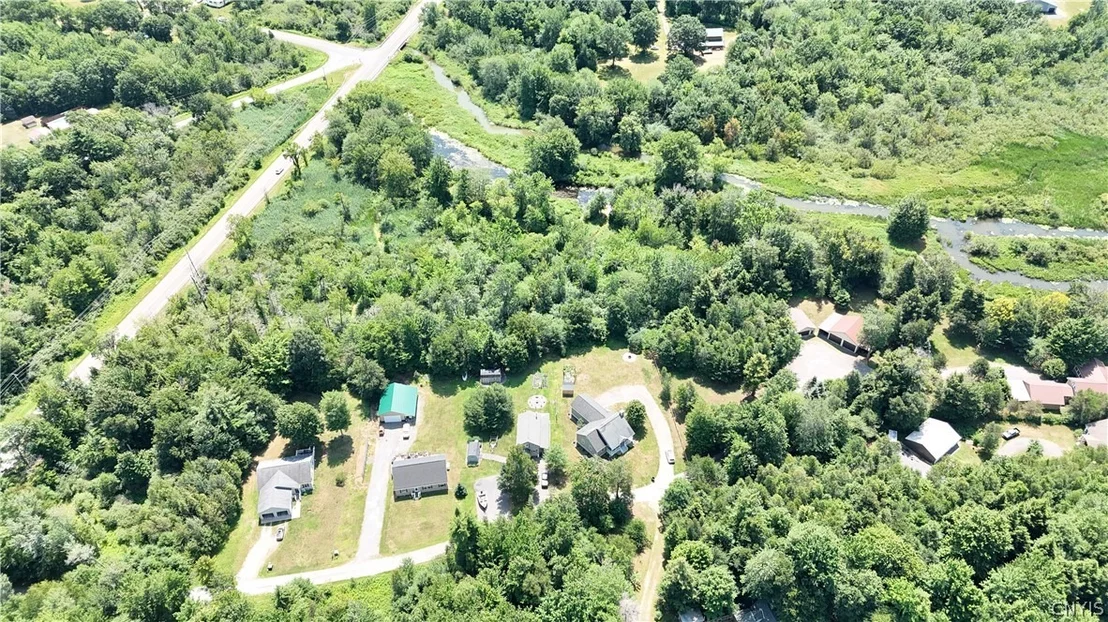 Photo of 25 Beaver Ln