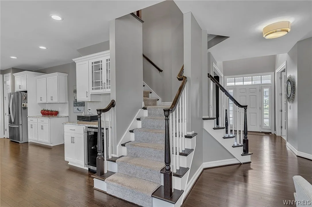 Photo of 5345 Glenview Drive