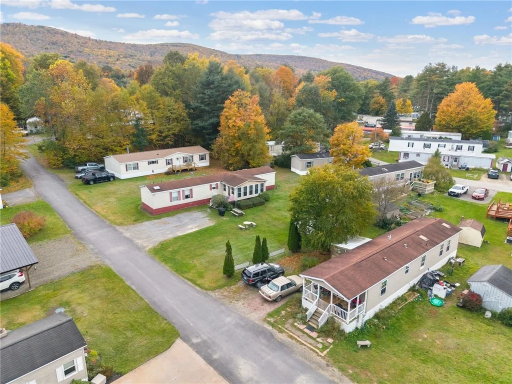 Photo of 37 Deer Run Lane