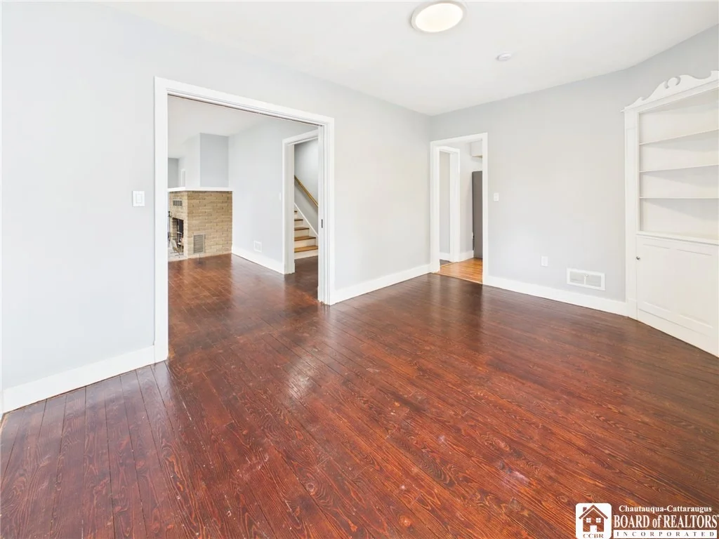 Photo of 42 Elm Street