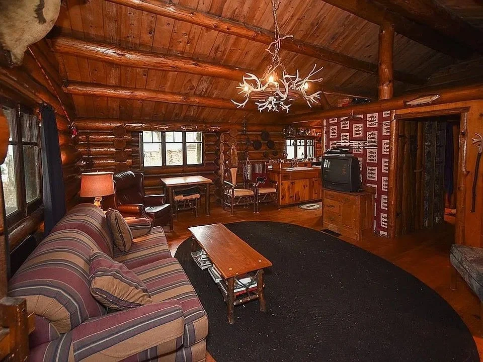 Photo of 8578 County Road 49