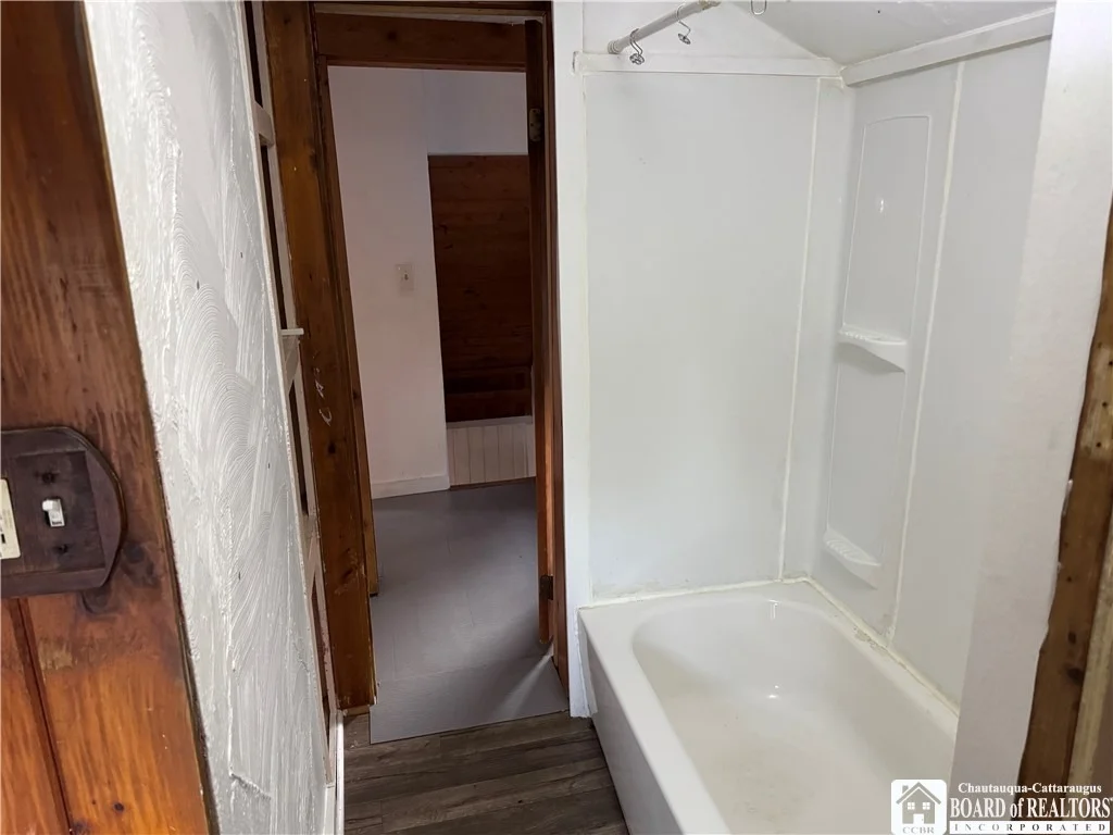 Photo of 230 Forest Avenue