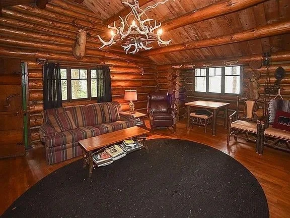 Photo of 8578 County Road 49