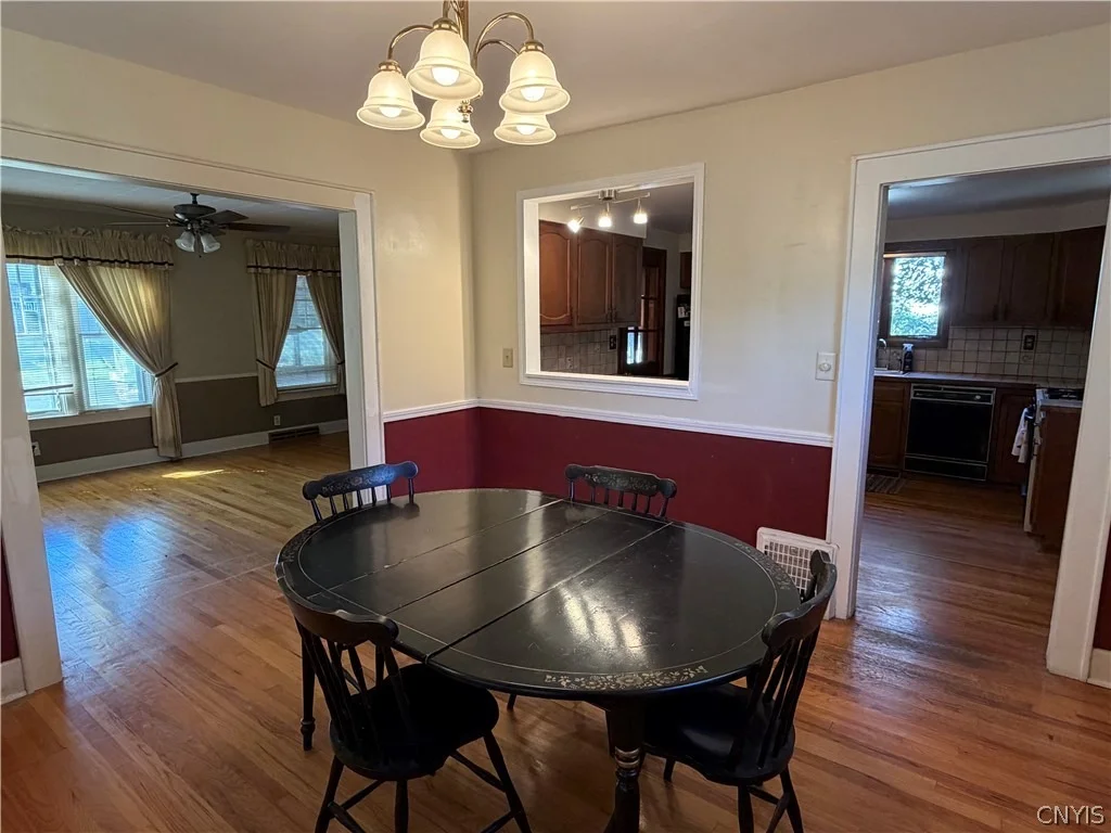 Photo of 1317 Northcliffe Road