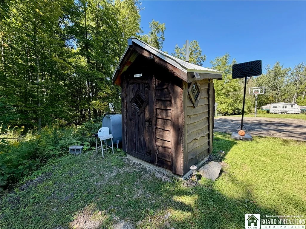 Photo of 6896 County Road 17