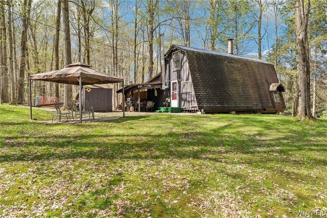 Photo of 3890 Weber Road