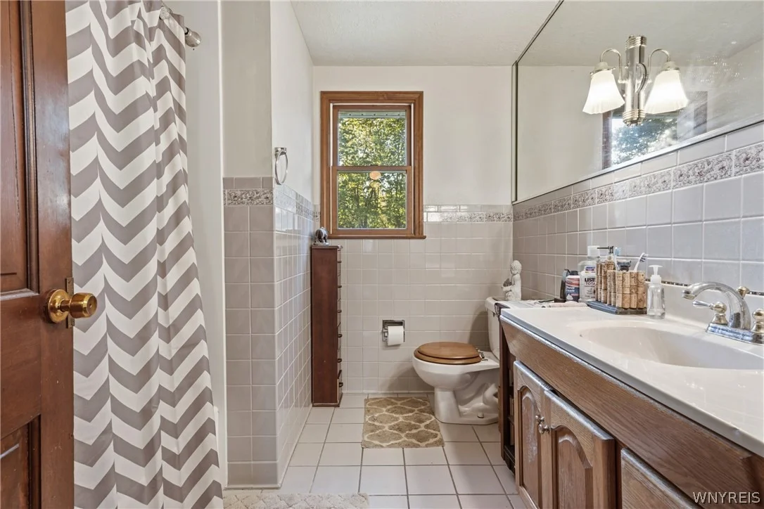 Photo of 6876 Creekview Drive
