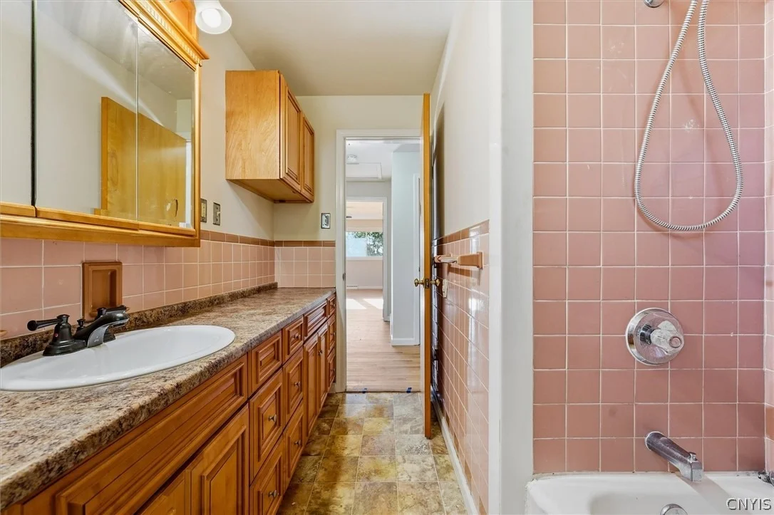 Photo of 4361 Shea Road