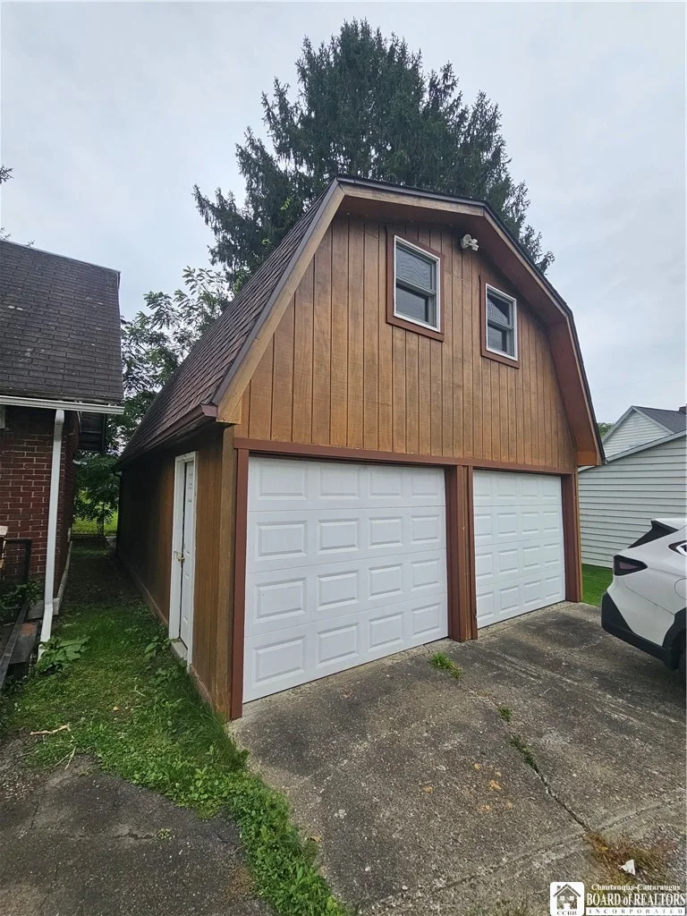 Photo of 768 Main Street