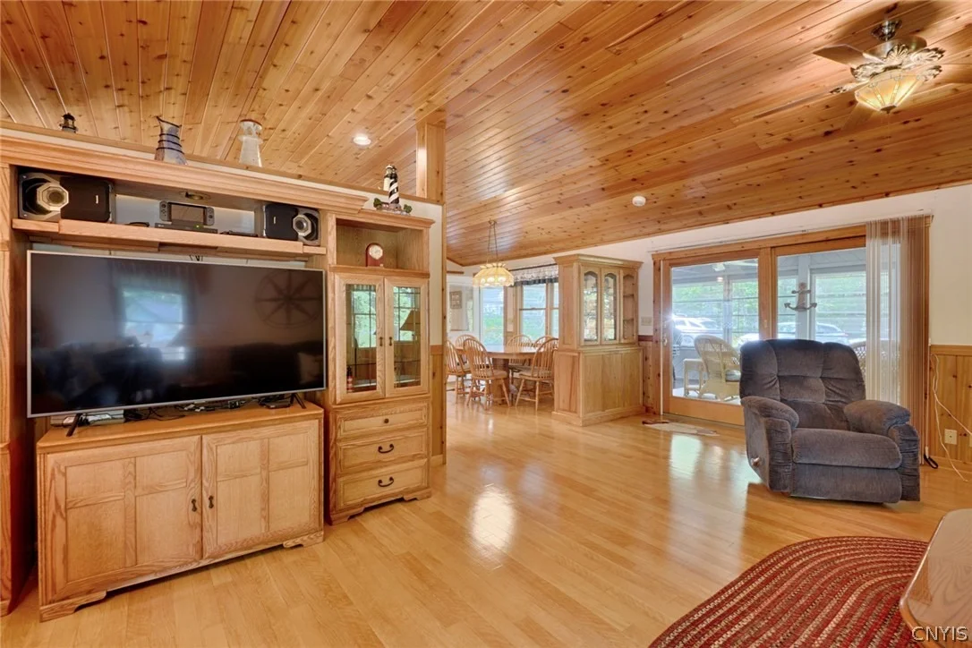 Photo of 57 Dillon Point Road