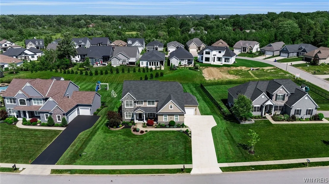 Photo of 5345 Glenview Drive
