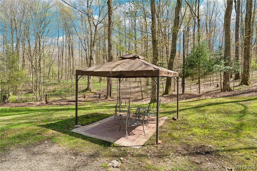 Photo of 3890 Weber Road
