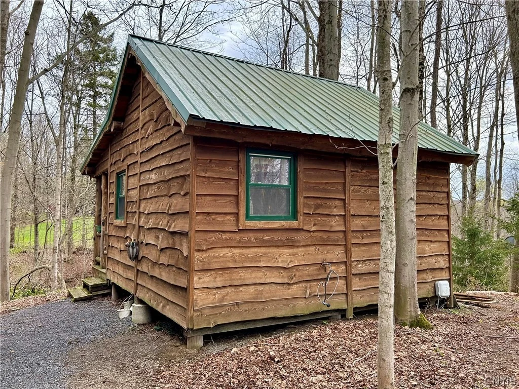 Photo of 292 Towne Road
