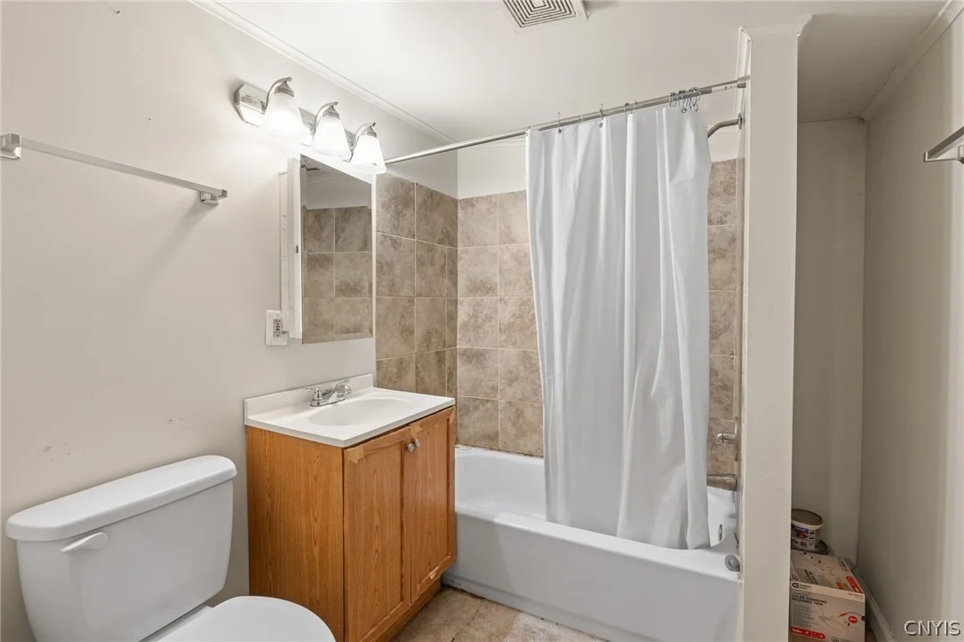 Photo of 1522 Valley Drive