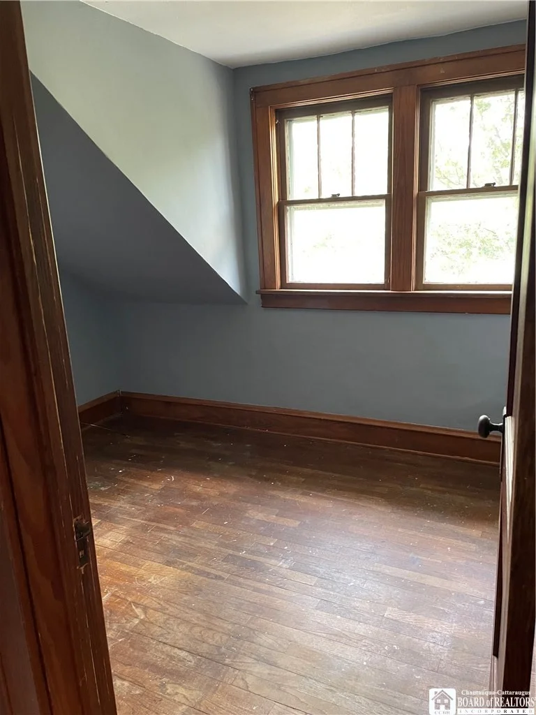 Photo of 57 Mapleshade Avenue