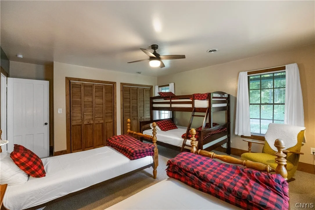 Photo of 891 River Road