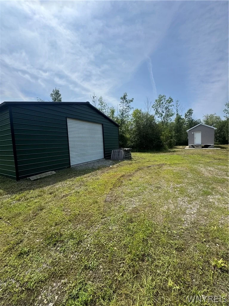 Photo of 7753 Moyer Road