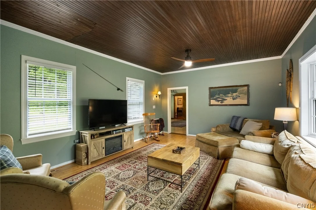 Photo of 891 River Road