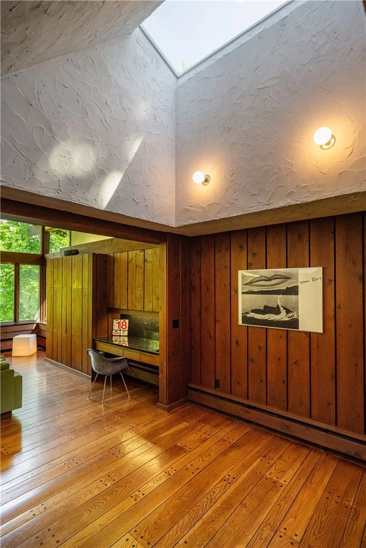 Photo of 122 Ridgeview Road