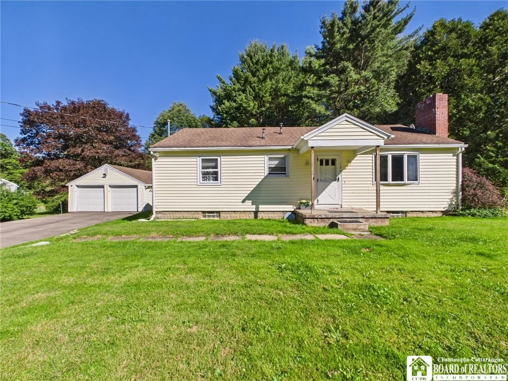 Photo of 1297 Kamery Road