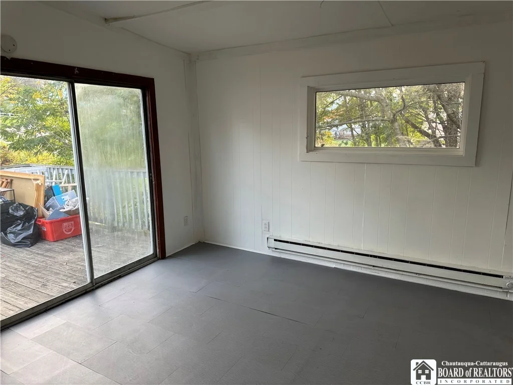 Photo of 230 Forest Avenue