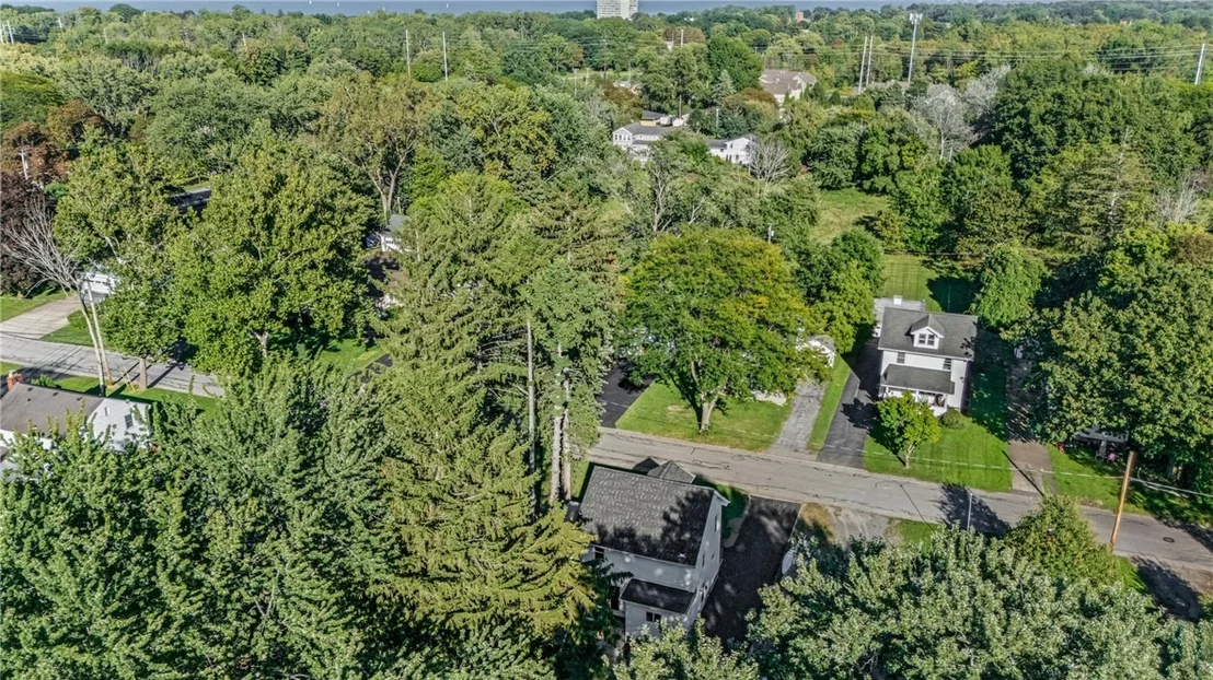 Photo of 264 Alpine Road