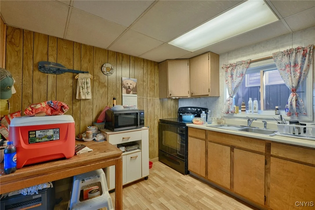 Photo of 211 Dillon Point Road