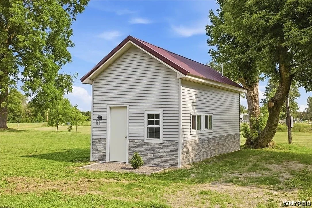 Photo of 2133 County Line Road