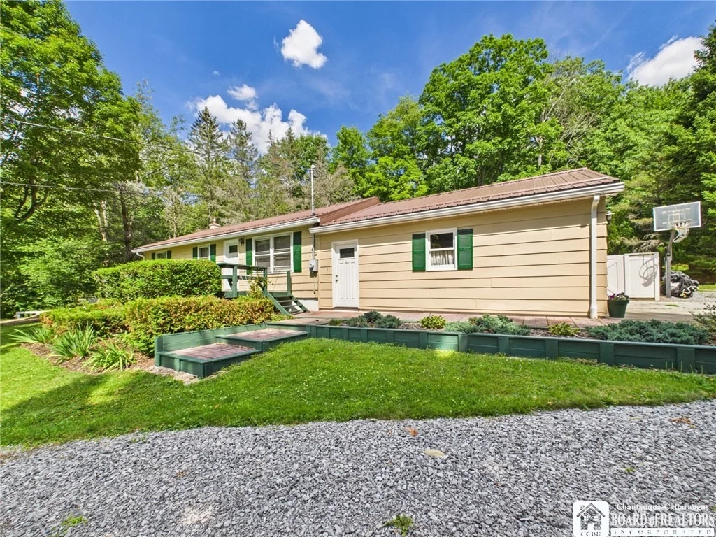Photo of 1117 Old Rock City Road