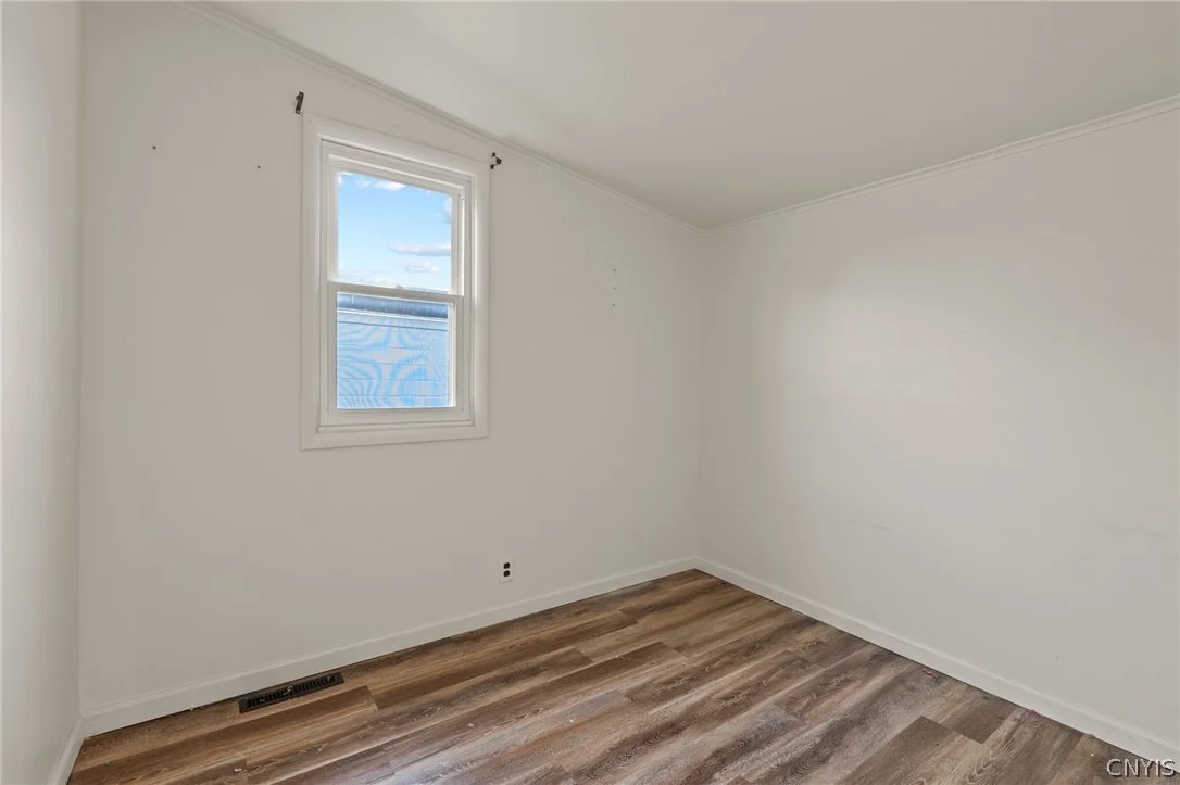 Photo of 1522 Valley Drive