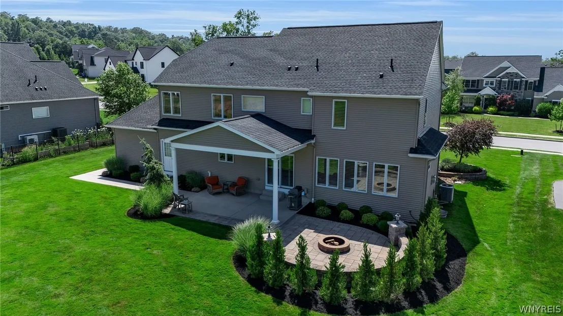 Photo of 5345 Glenview Drive