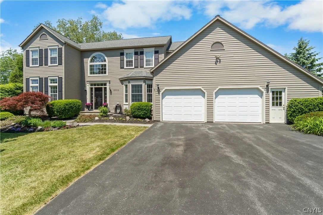 Photo of 8353 Glen Eagle Dr