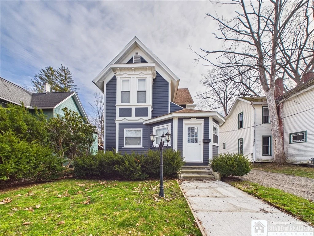 Photo of 330 Laurel Avenue