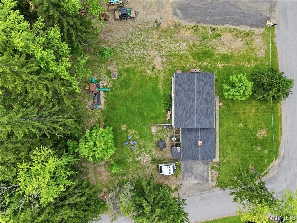 Photo of 8894 Woodview Drive