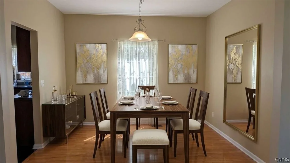 Photo of 5549 Cairns Trail