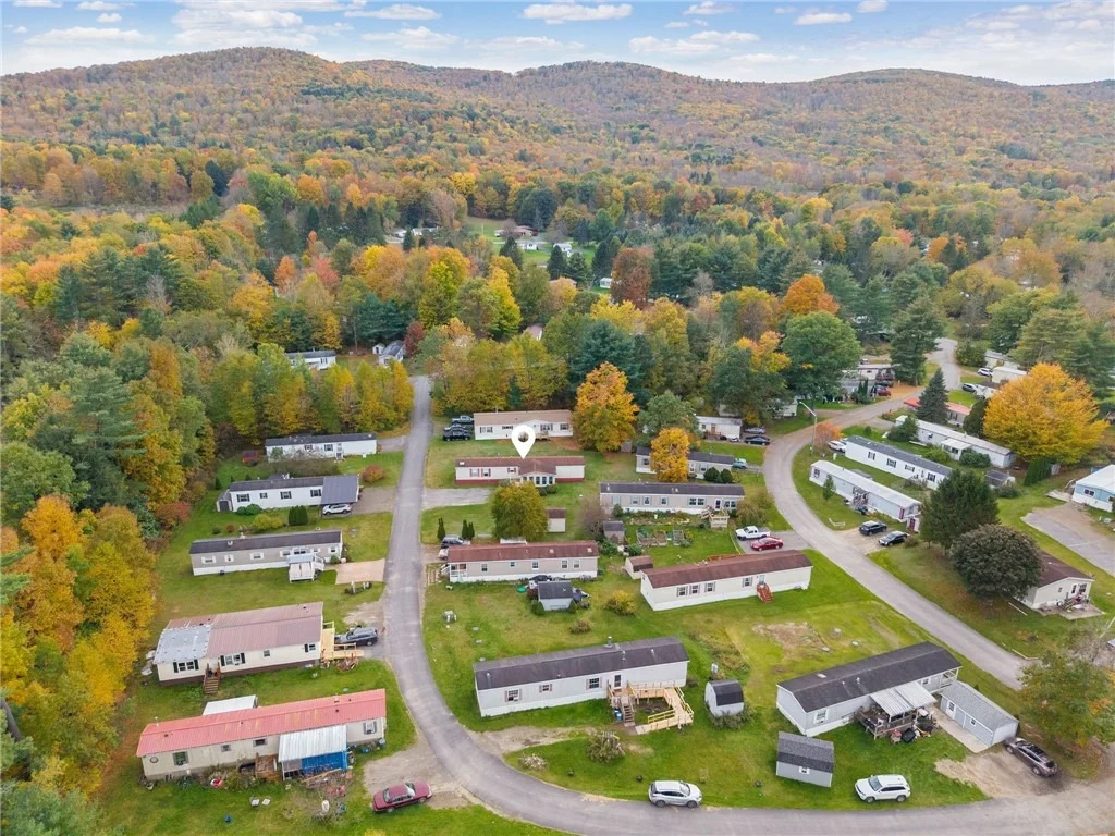 Photo of 37 Deer Run Lane