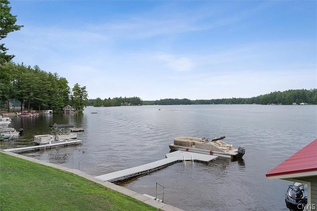 Photo of 5494 N Shore Road