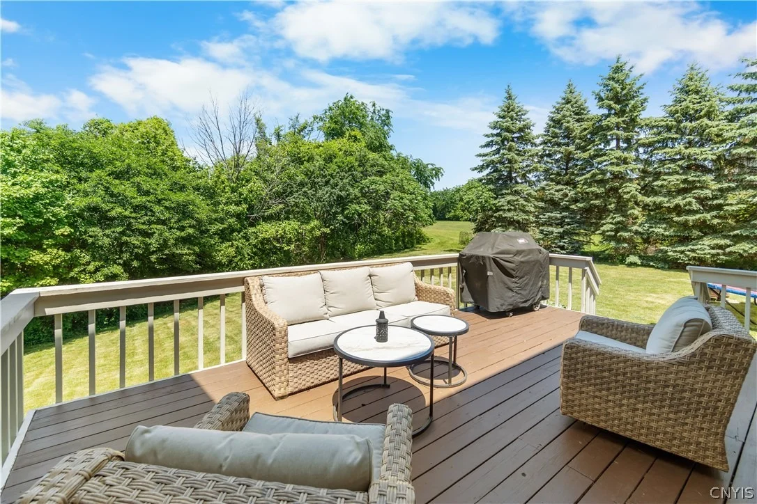 Photo of 8353 Glen Eagle Dr