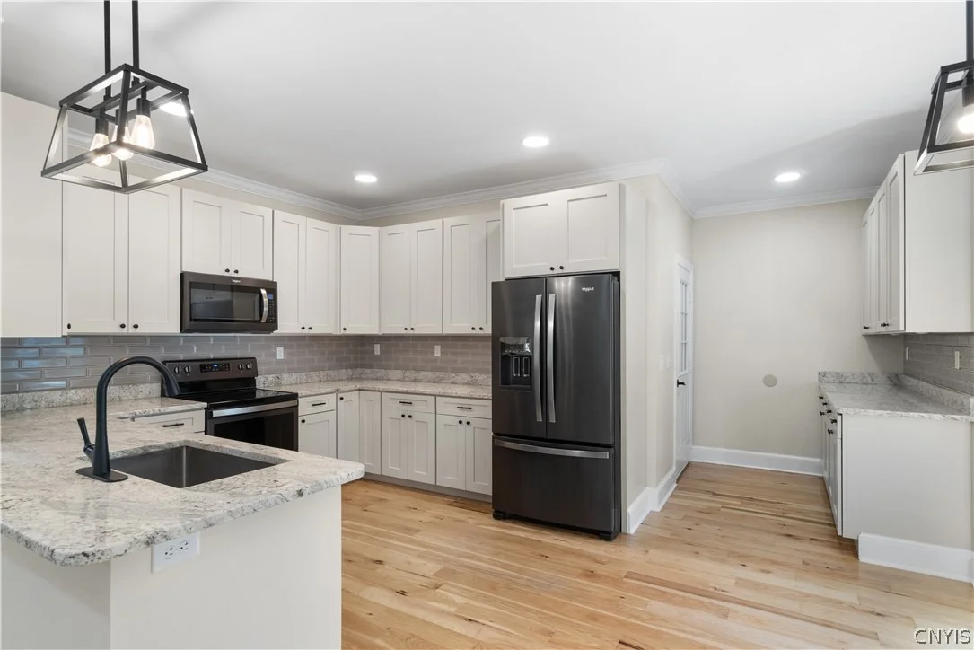 Photo of 25 Beaver Ln