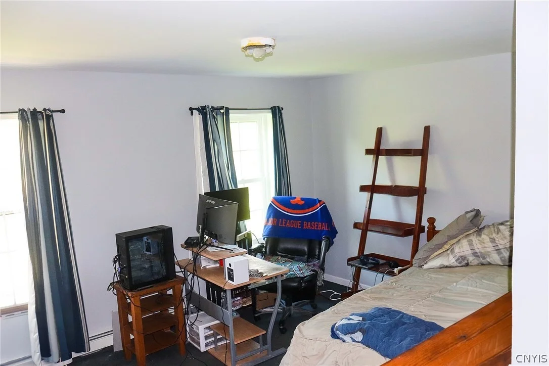 Photo of 1076 Curtiss Road