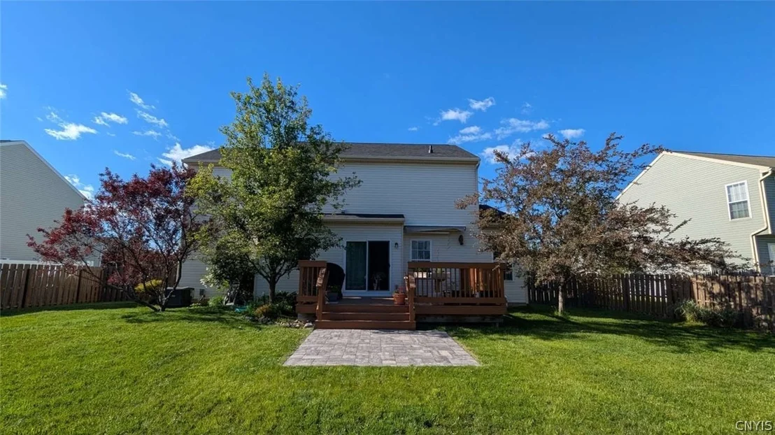 Photo of 5549 Cairns Trail