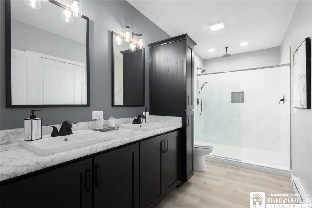 Photo of 2 Waldemeere Avenue
