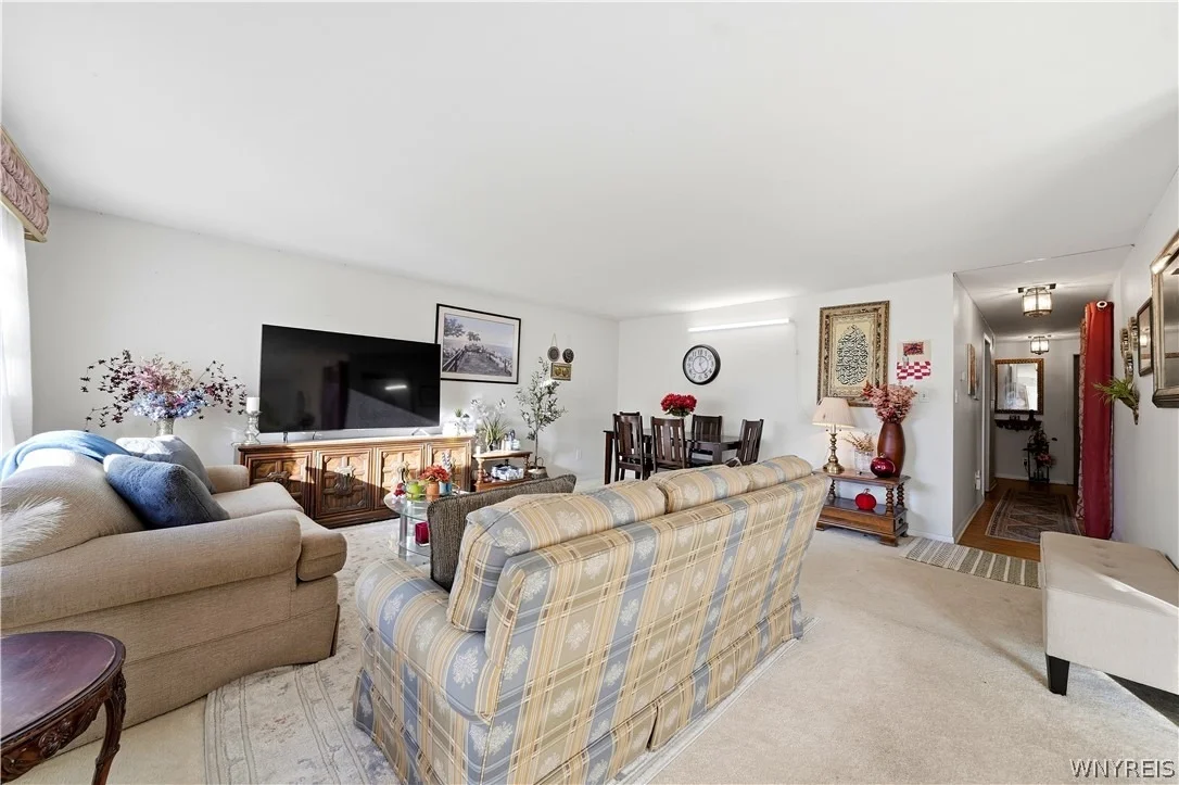 Photo of 87 Carmen Road
