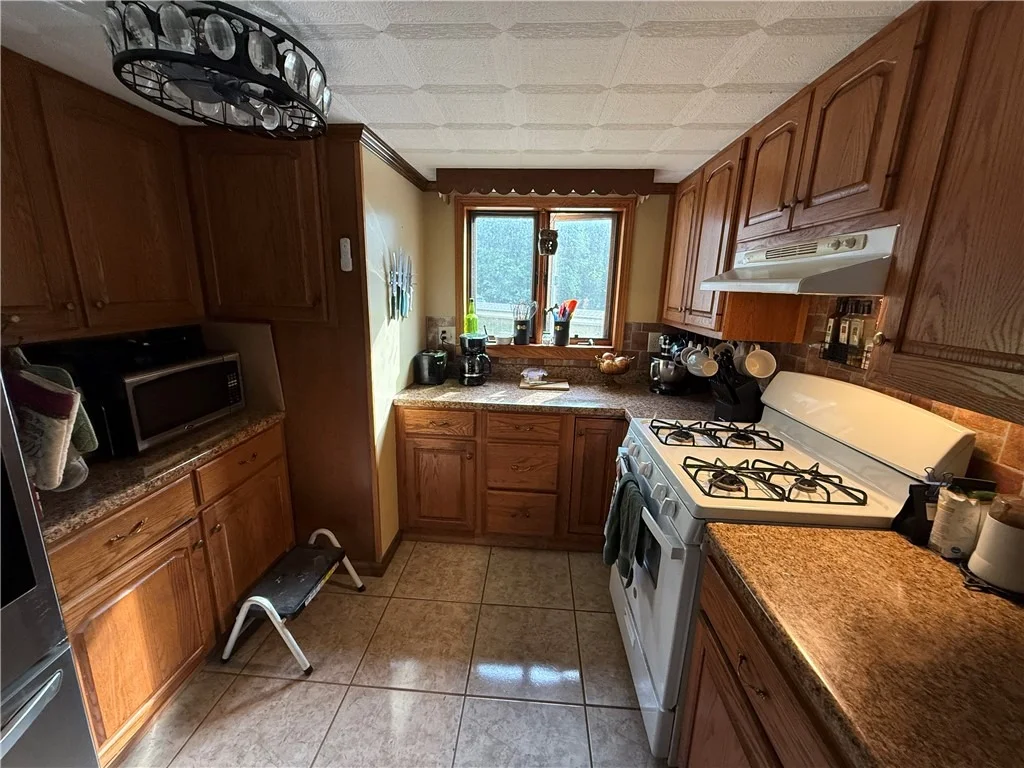 Photo of 323 Maple Street
