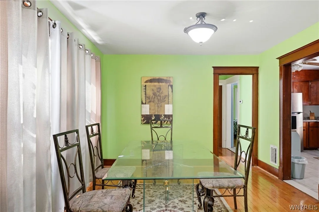 Photo of 434 Highgate Avenue