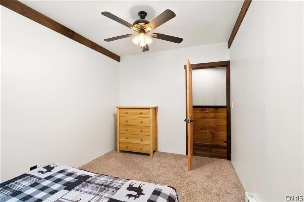 Photo of 5494 N Shore Road